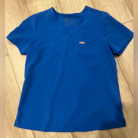 FIGS Catarina Scrub Top - Size M - Picture 3 of 3